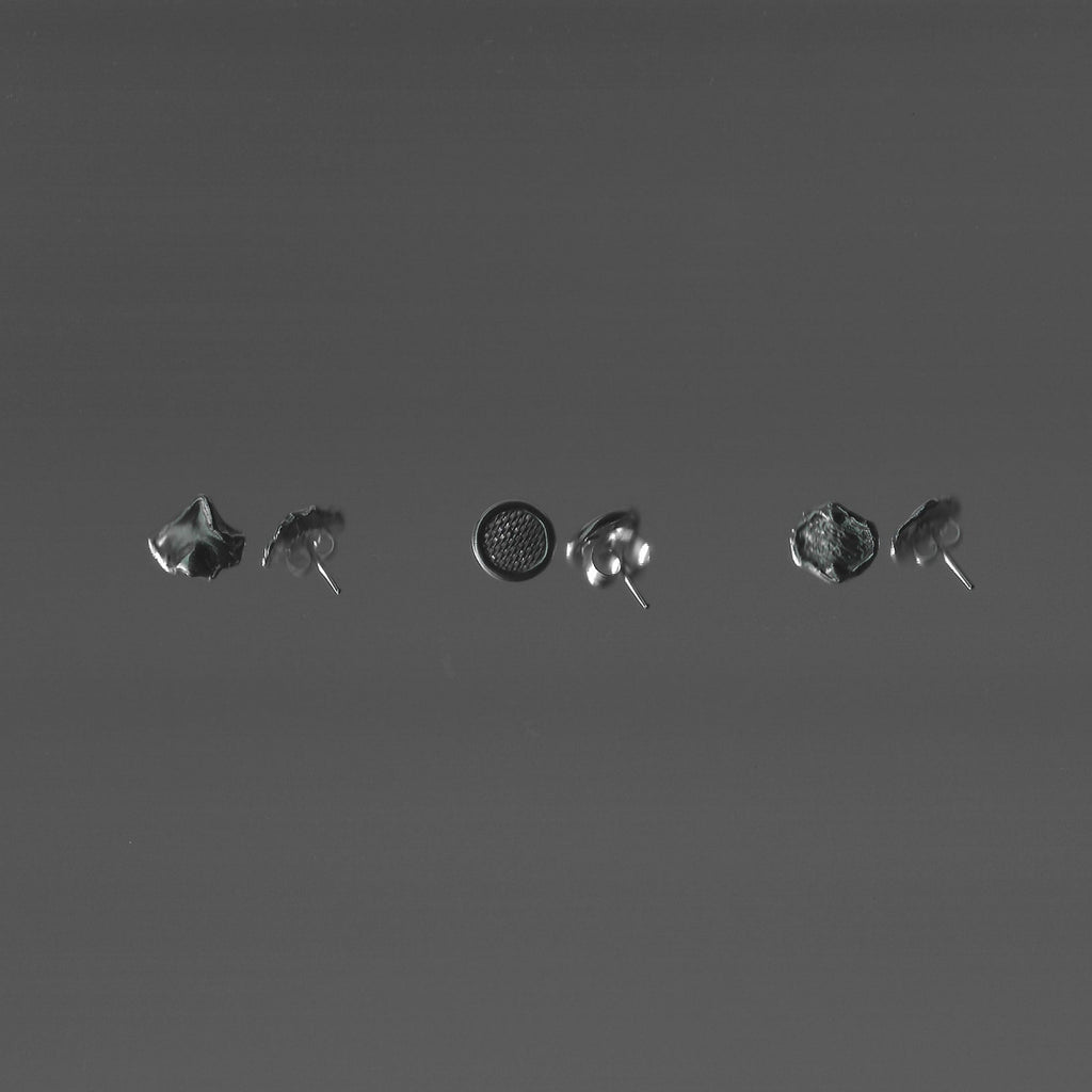 Oval Flow Stud